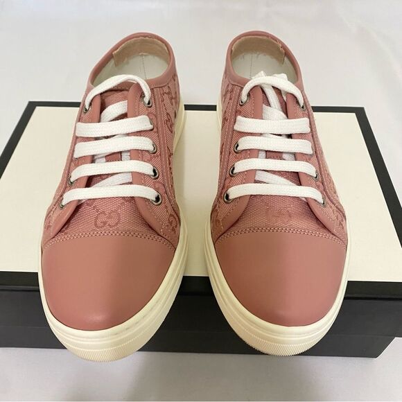 GUCCI Pink Canvas GG Low Top Sneakers - Picture 2 of 15